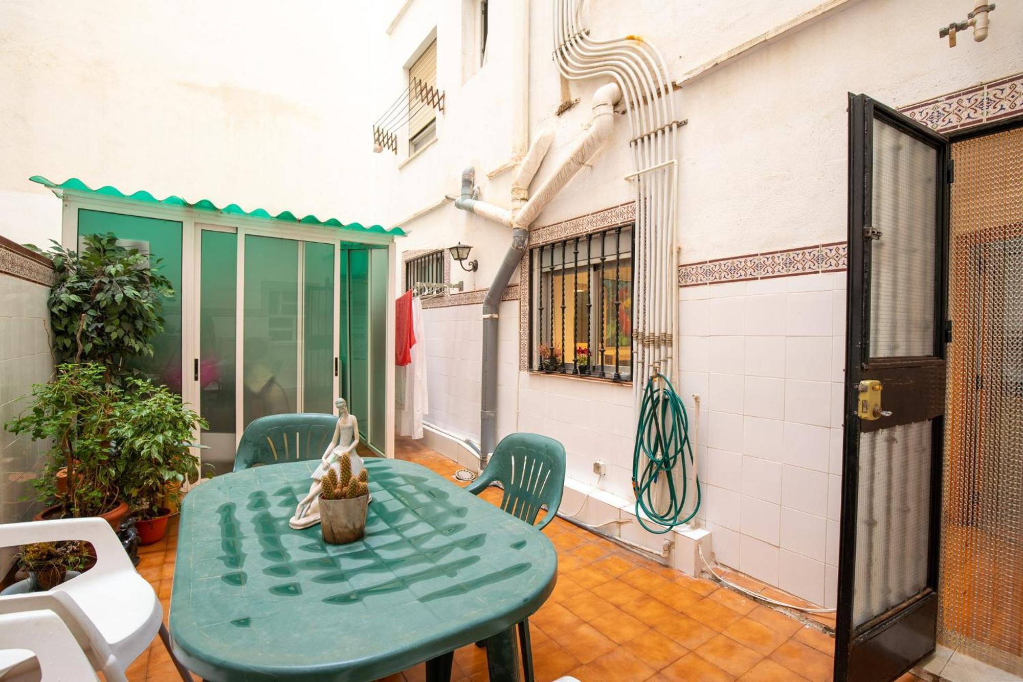 La Casa De Lili Acerca De Palacio De Musica Valencia Eksteriør bilde